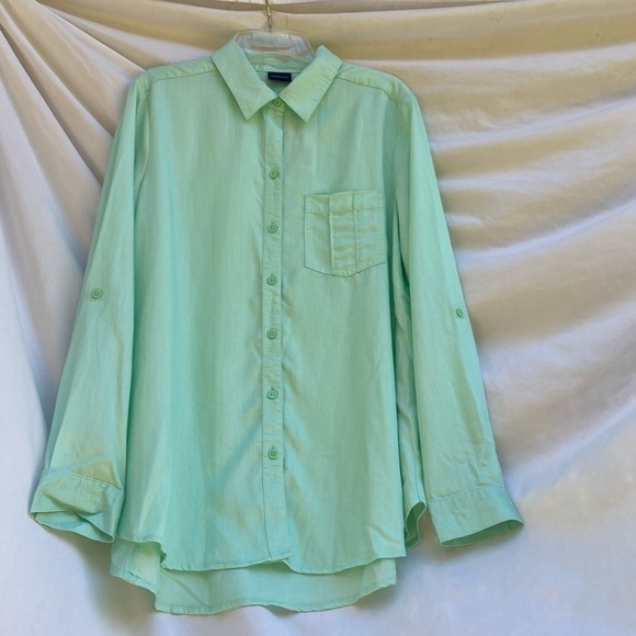 Westbound Pastel Green NWT Button Down Shirt, Size Medium - Picture 1 of 7